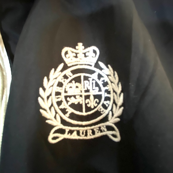 Ralph Lauren Active zippered vest, Black w/white details, sized Large - Picture 3 of 8